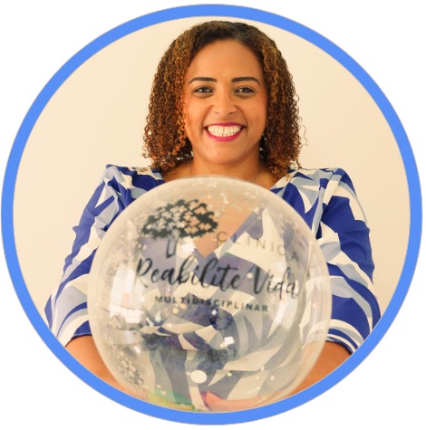 Dra. Aline Simão Marques